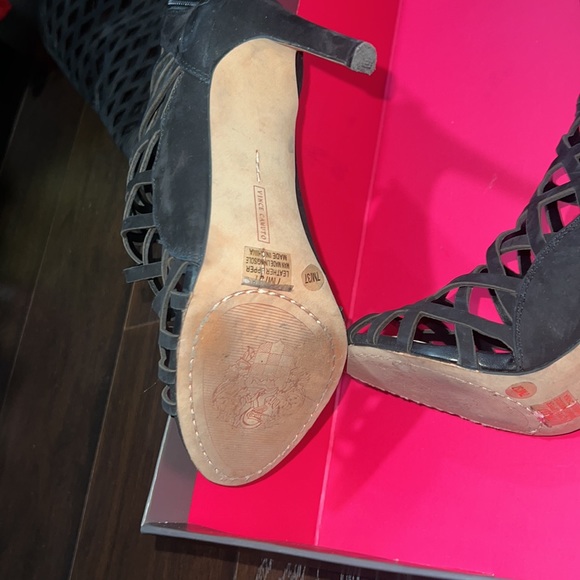 Vince camuto knee boots - Picture 4 of 7